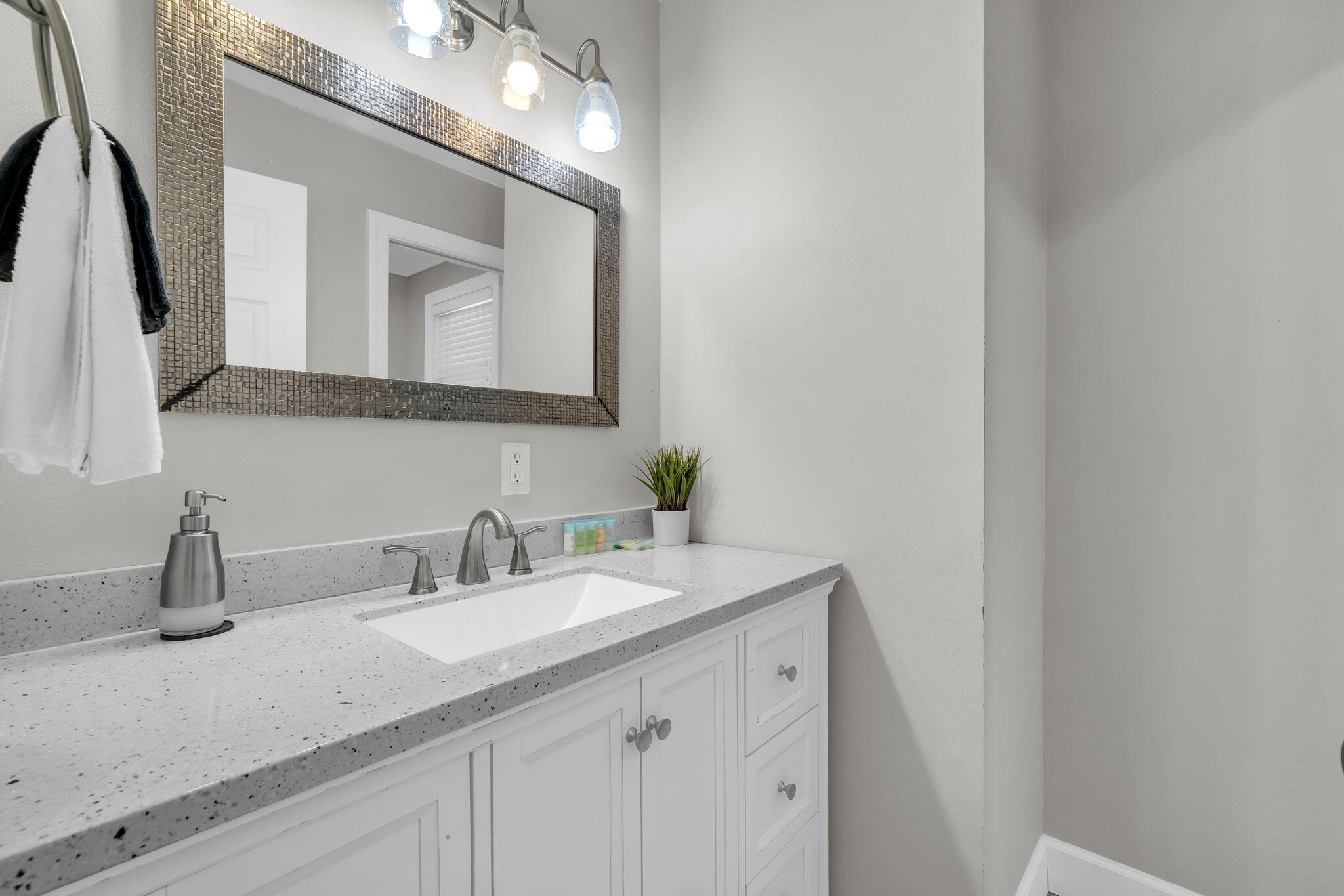 4459 Clipper Cove Destin, FL 32541 - Photo 52 of 86 53-web-or-mls-DSC09216