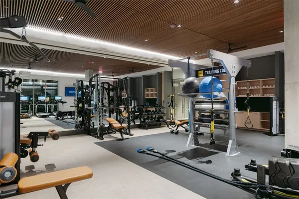 $2,009 | 160 Birdsall Street, Unit 1407, Houston, TX 77007