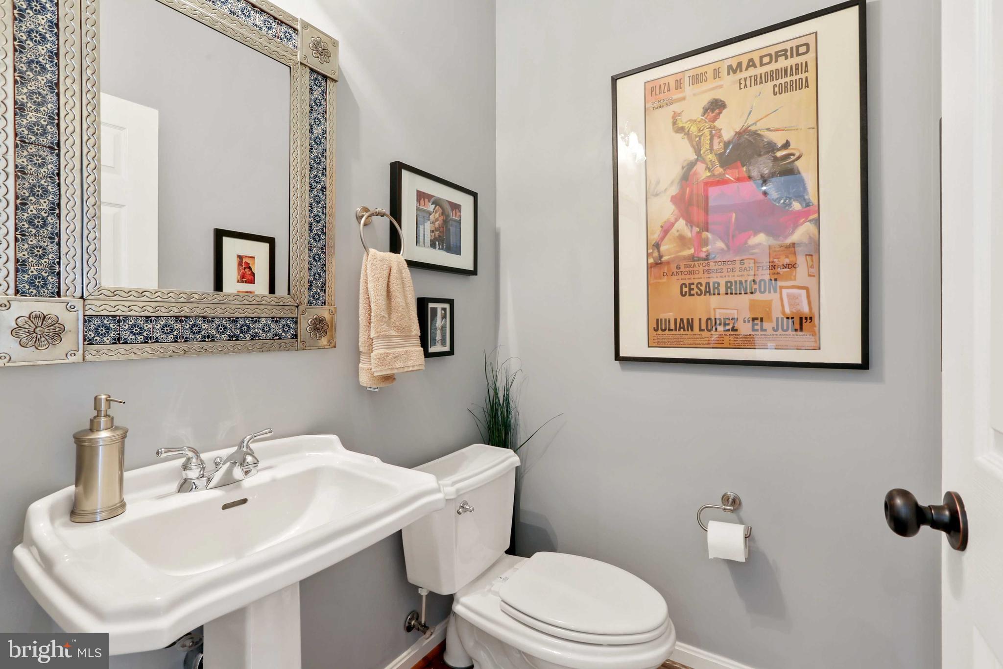 2064 Clipper Park Road Baltimore, MD 21211 - Photo 15 of 35 2nd flr half bath
