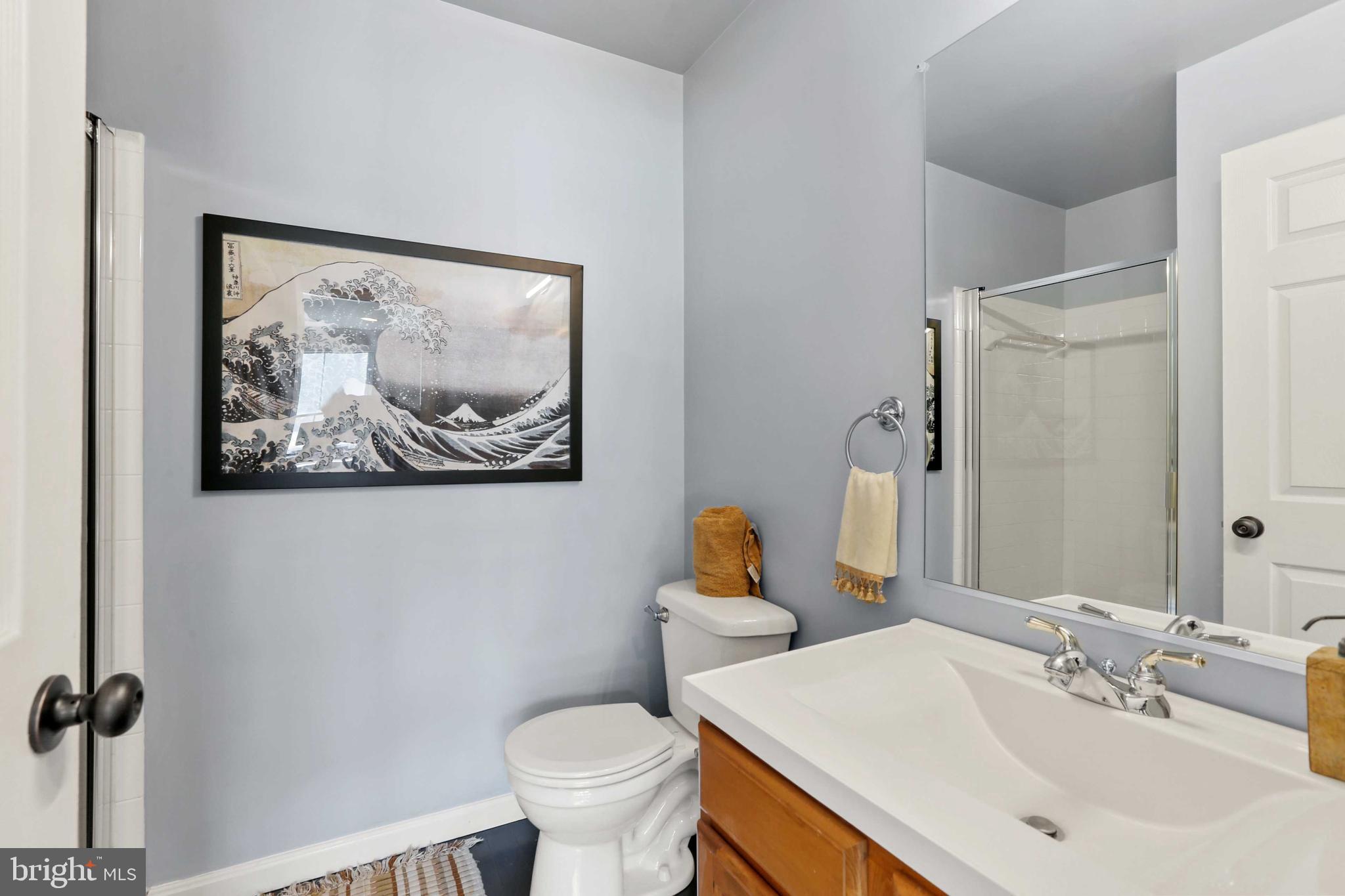 2064 Clipper Park Road Baltimore, MD 21211 - Photo 5 of 35 1st flr full bath