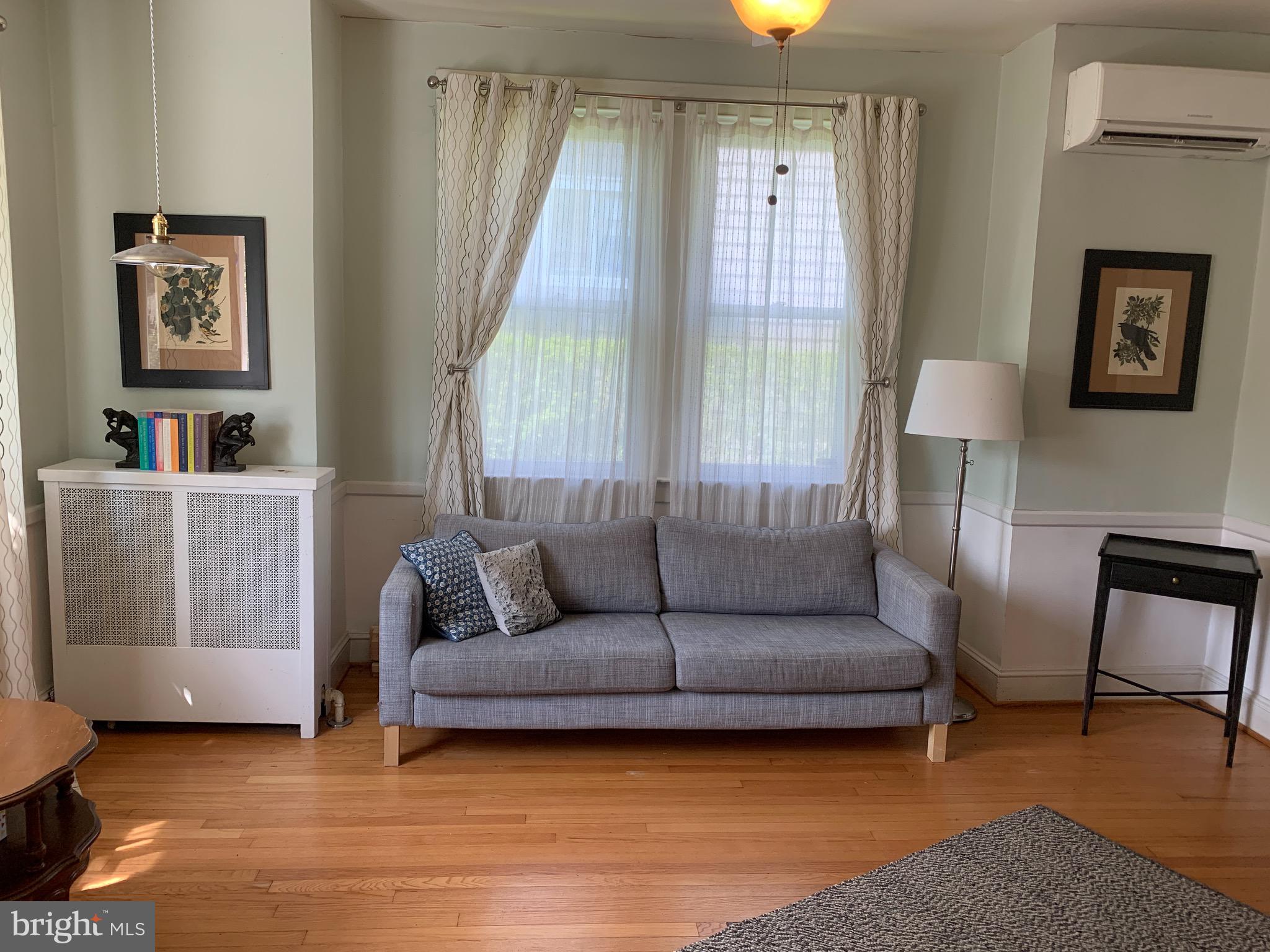 813 Cedarcroft Road Baltimore, MD 21212 - Photo 11 of 43 Sit and stay awhile!