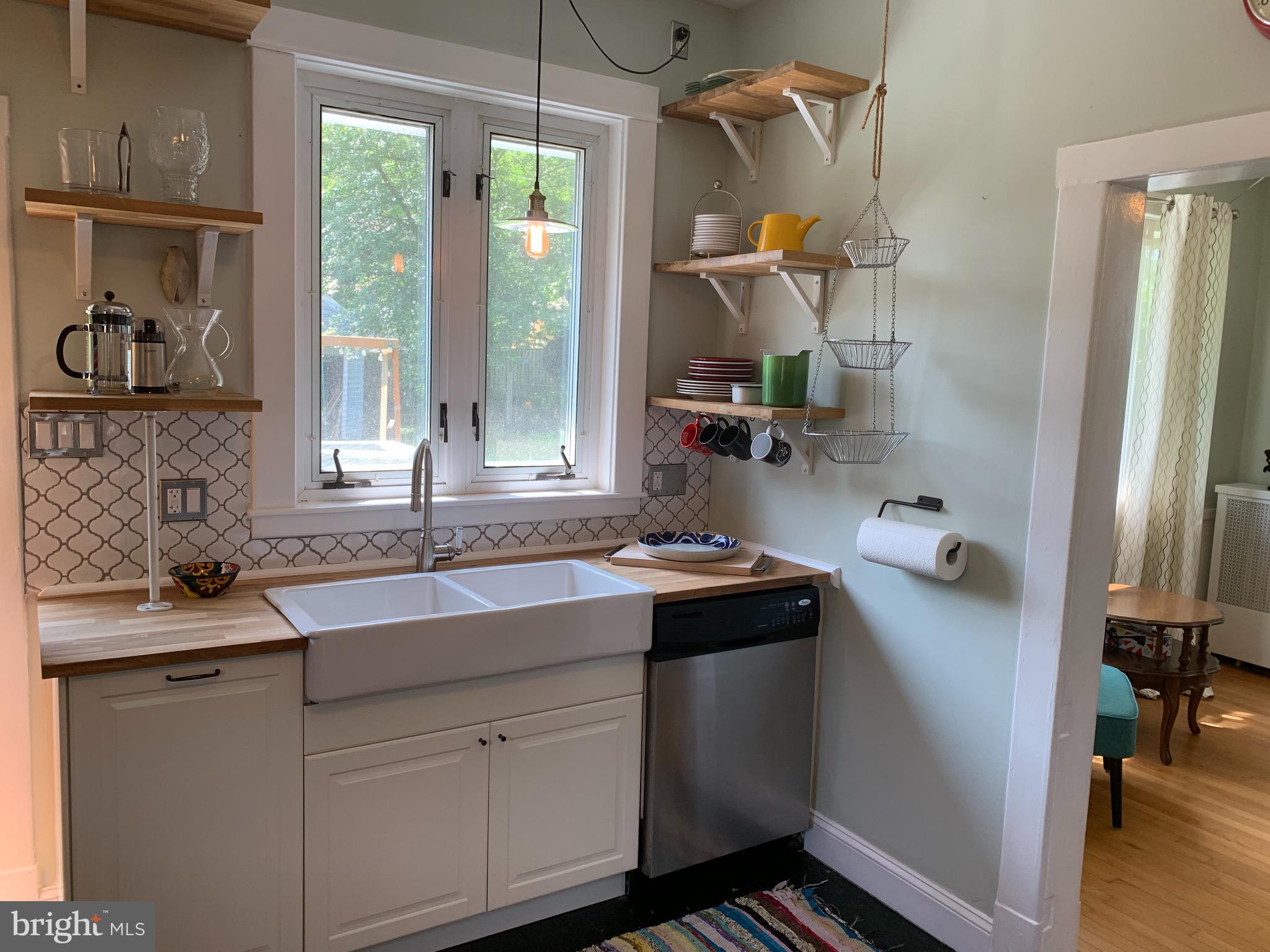 813 Cedarcroft Road Baltimore, MD 21212 - Photo 13 of 43 Open shelves are functional and stylish!