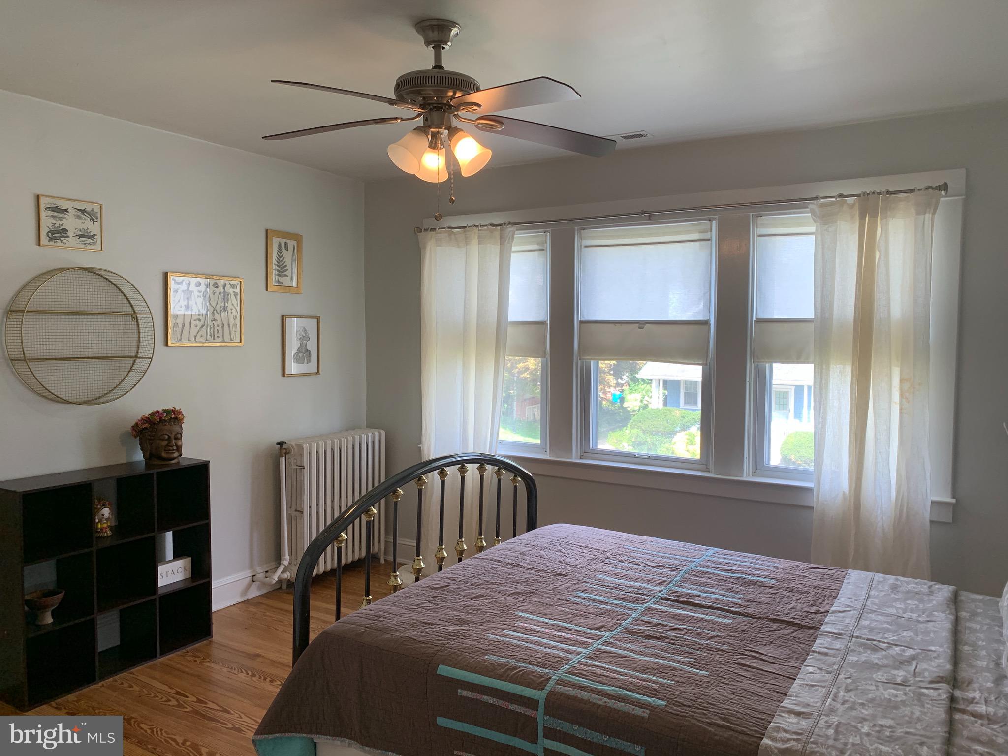 813 Cedarcroft Road Baltimore, MD 21212 - Photo 18 of 43 Master bedroom is welcoming!