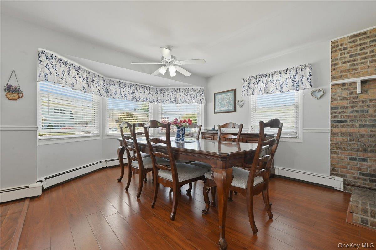 41 Sugar Maple Road Levittown, NY 11756 - Photo 2 of 16