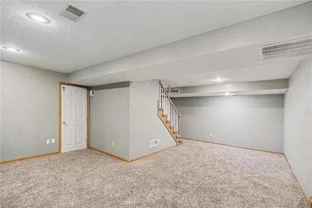 $335,000 | 7332 North Congress Avenue, Kansas City, MO 64152