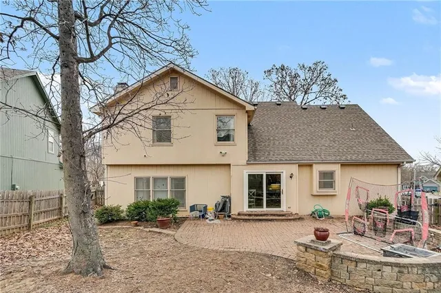 $335,000 | 7332 North Congress Avenue, Kansas City, MO 64152