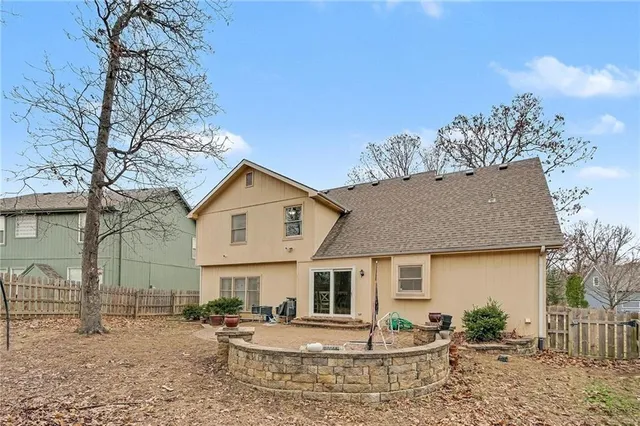 $335,000 | 7332 North Congress Avenue, Kansas City, MO 64152