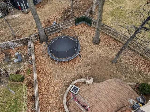 $335,000 | 7332 North Congress Avenue, Kansas City, MO 64152