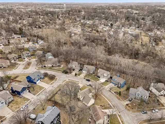 $335,000 | 7332 North Congress Avenue, Kansas City, MO 64152