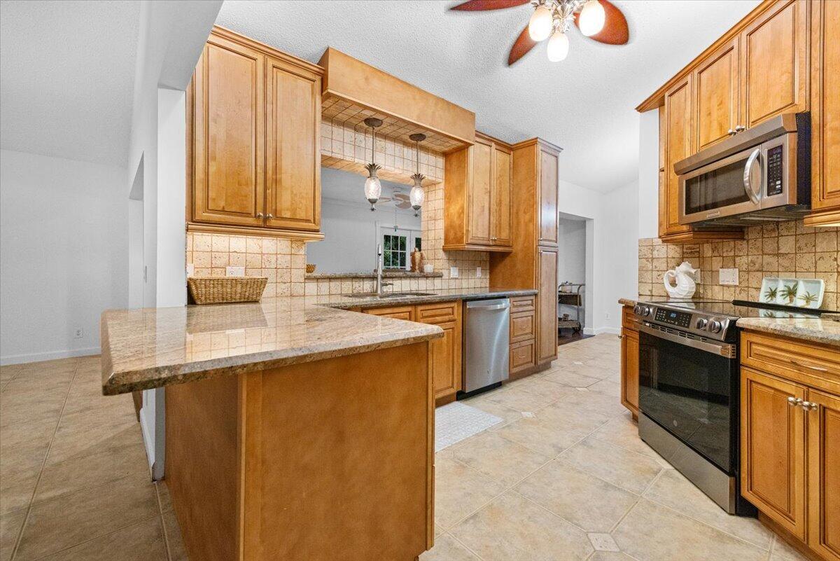 101 Timber Lane Jupiter, FL 33458 - Photo 27 of 56 25-101 Timber Ln a-2642
