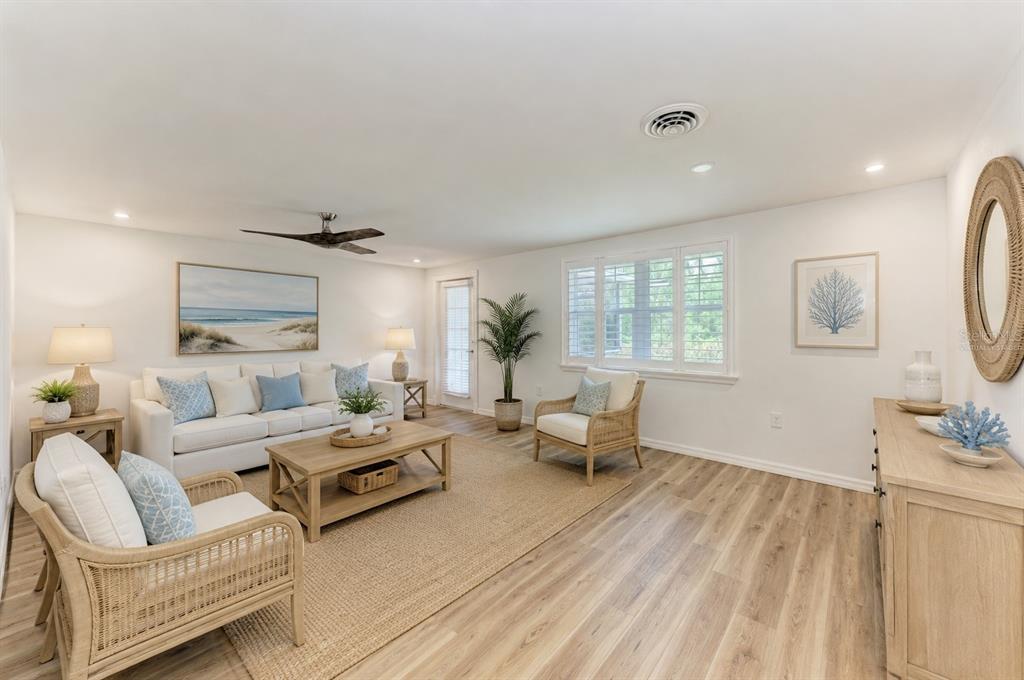 4400 Zenith Road Venice, FL 34293 - Photo 4 of 16