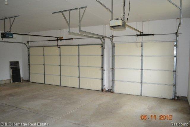8874 Buchanan Road Brighton, MI 48116 - Photo 24 of 25 Garage