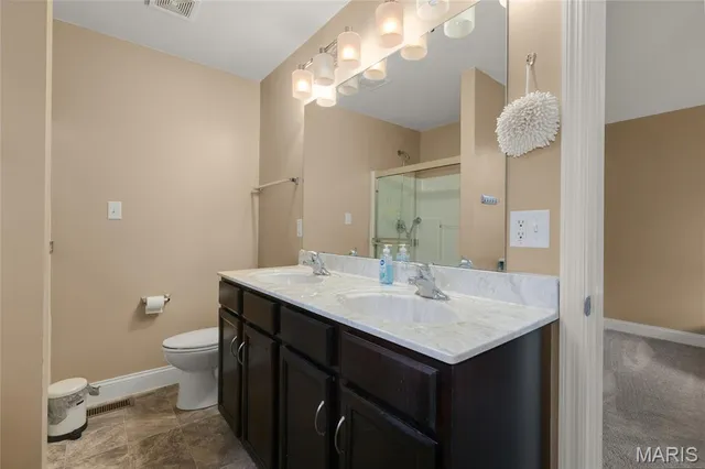 $450,000 | 5447 Hagemann Pointe Drive, St. Louis, MO 63128