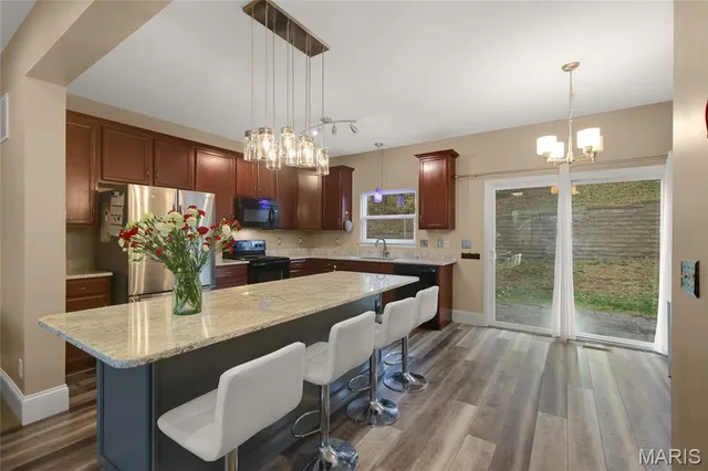 $450,000 | 5447 Hagemann Pointe Drive, St. Louis, MO 63128