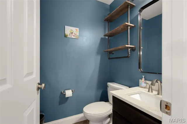 $450,000 | 5447 Hagemann Pointe Drive, St. Louis, MO 63128