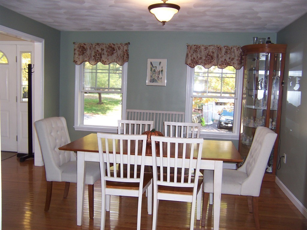 14 Grandview Road Haverhill, MA 01832 - Photo 8 of 26 Gallery Image 8