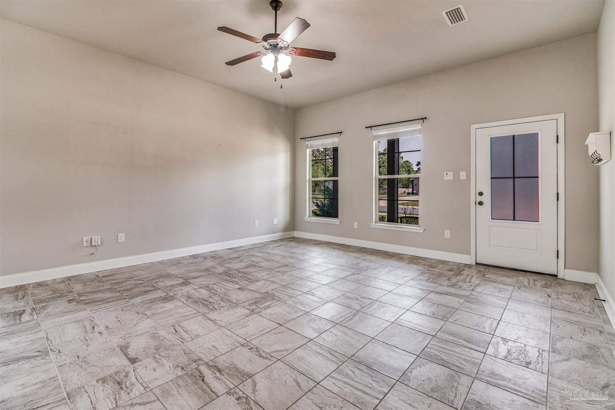 307 Topeka Road Pensacola, FL 32514 - Photo 3 of 40 Gallery Image 3