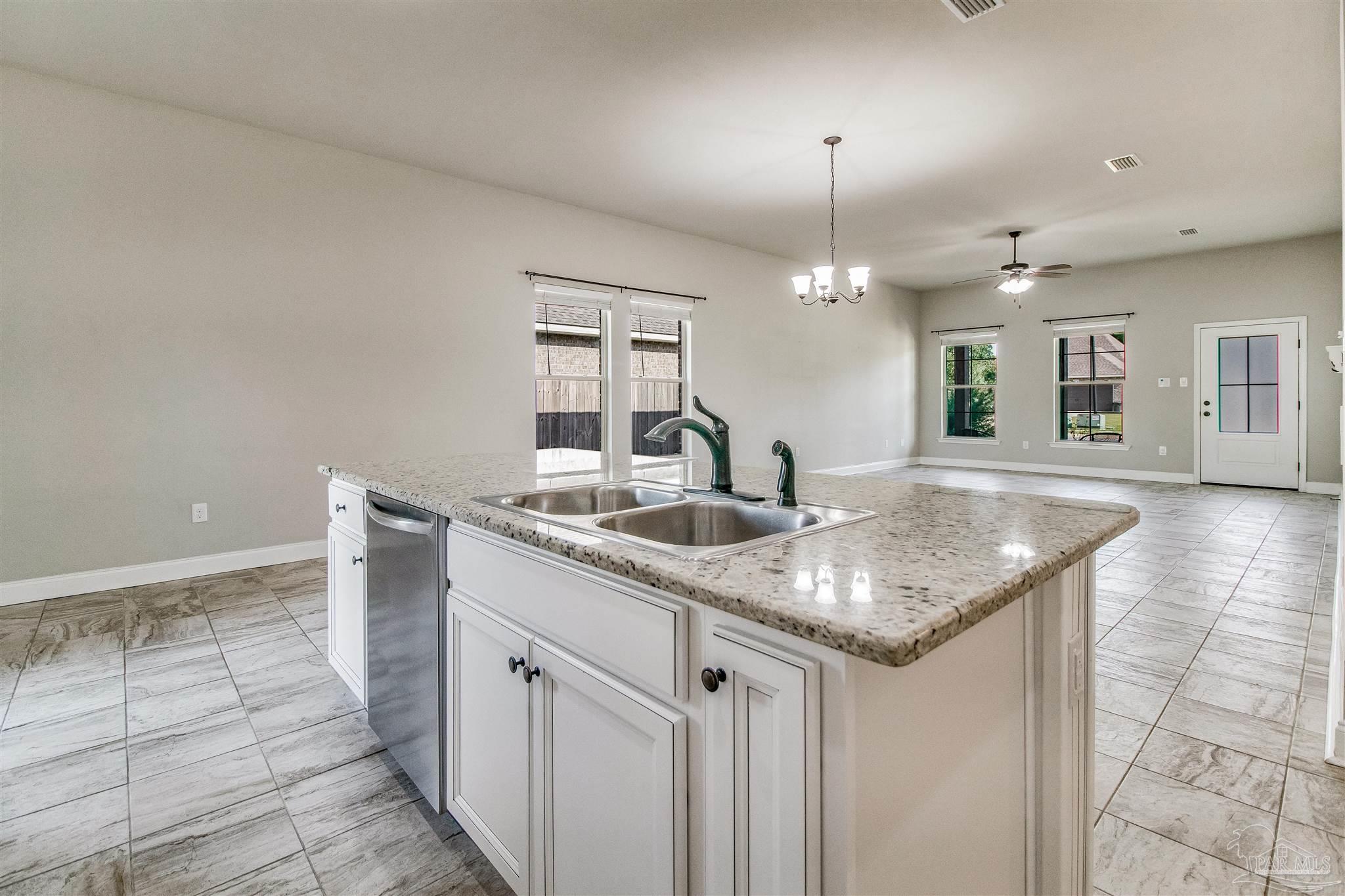 307 Topeka Road Pensacola, FL 32514 - Photo 7 of 40 Gallery Image 7