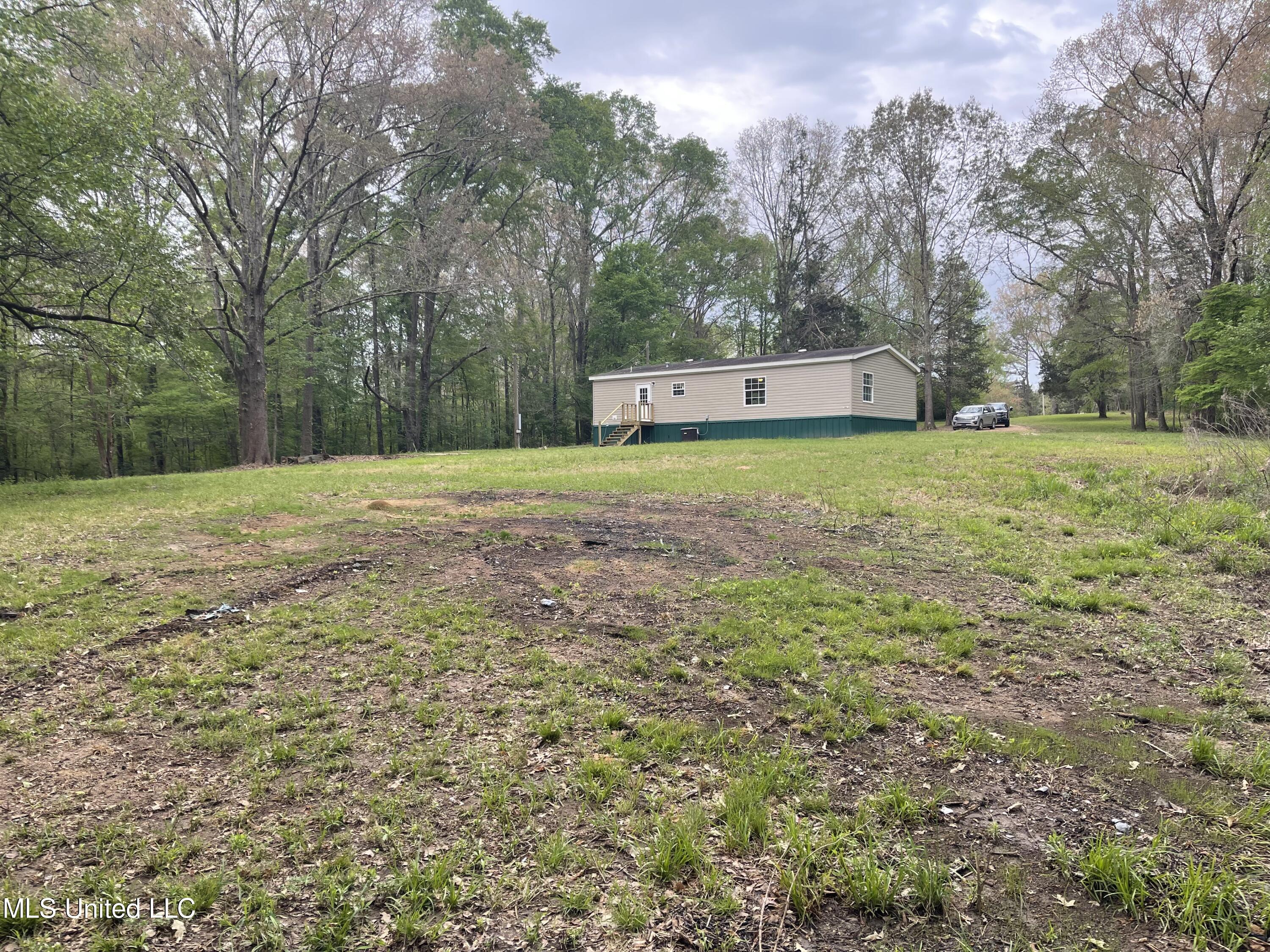 120 Cedar Ridge Road Raymond, MS 39154 - Photo 1 of 20 Front