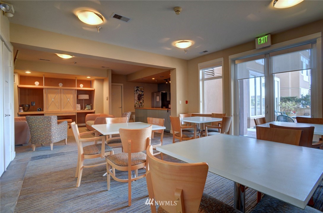 2000 Alaskan Way, Unit 544 Seattle, WA 98121 - Photo 5 of 13 Gallery Image 5