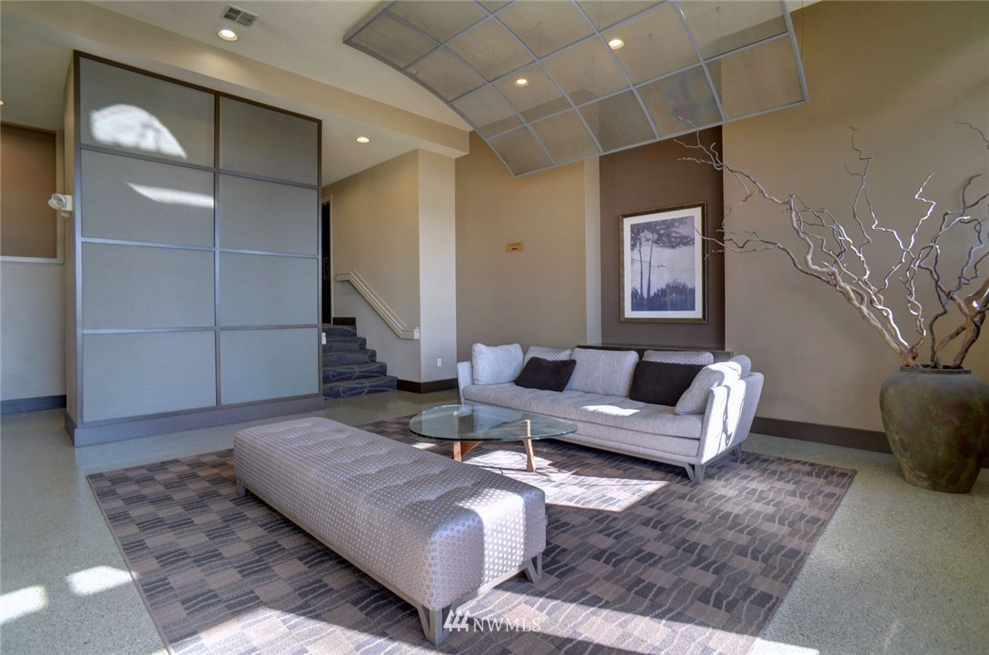 2000 Alaskan Way, Unit 544 Seattle, WA 98121 - Photo 6 of 13 Gallery Image 6