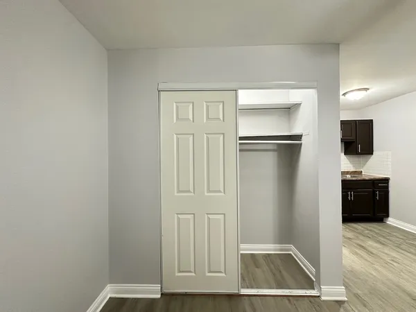 $1,195 | 4547 North Dover Street, Unit 2F, Chicago, IL 60640