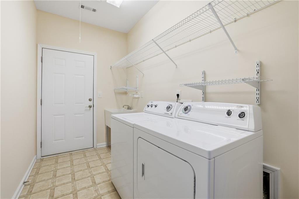 1705 Rolling View Drive Cumming, GA 30040 - Photo 10 of 26