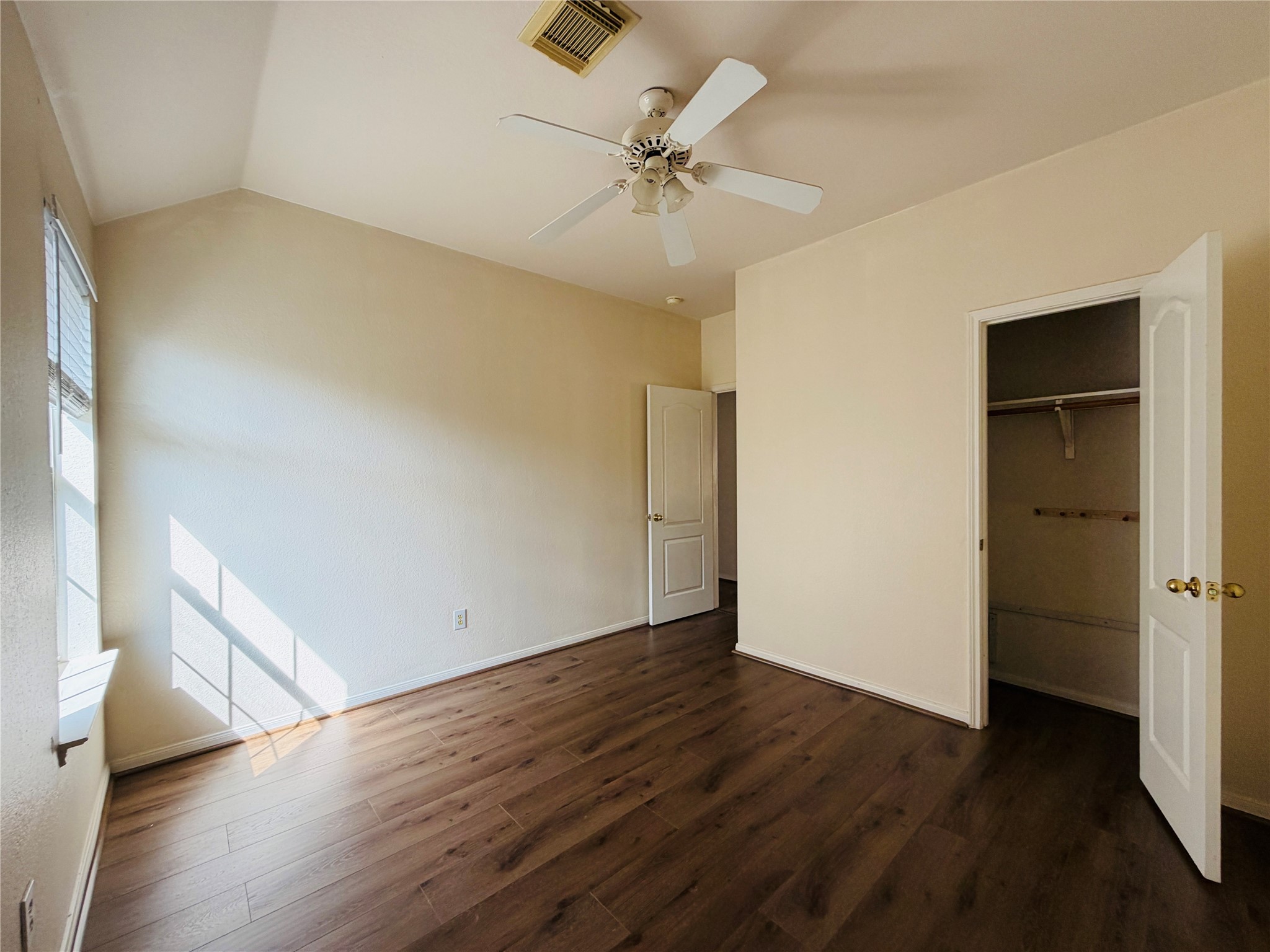 3815 Beacon's View Friendswood, TX 77546 - Photo 18 of 28