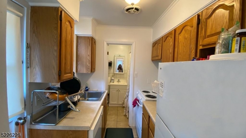 74 Kent Pl Boulevard, Unit 2 Summit, NJ 07901 - Photo 10 of 15