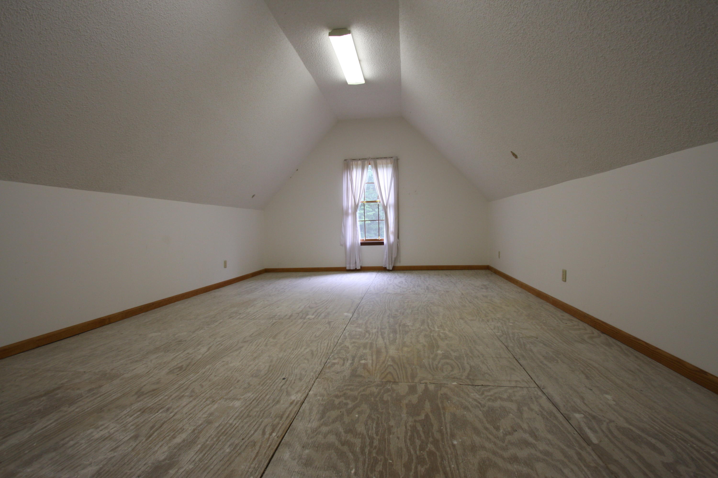 164 Fairview Road Harriman, TN 37748 - Photo 26 of 30 Storage over Garage can be finished.