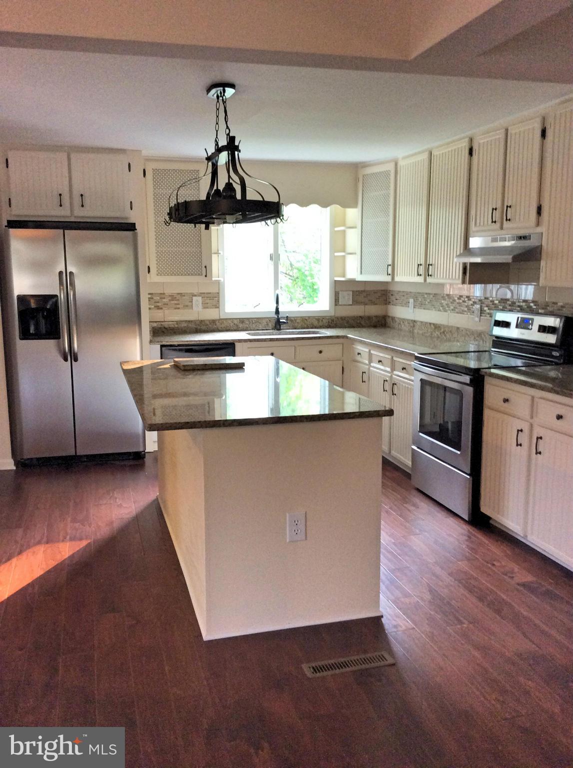 25351 Three Notch Road Hollywood, MD 20636 - Photo 11 of 27 Kitchen