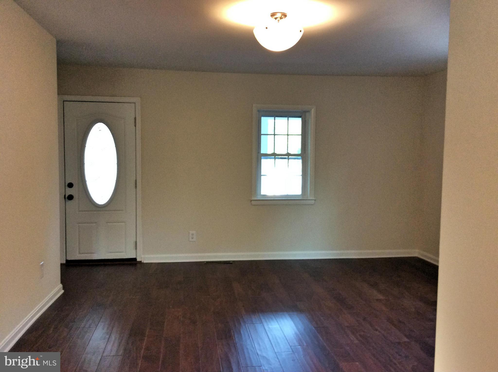 25351 Three Notch Road Hollywood, MD 20636 - Photo 14 of 27 Living Room