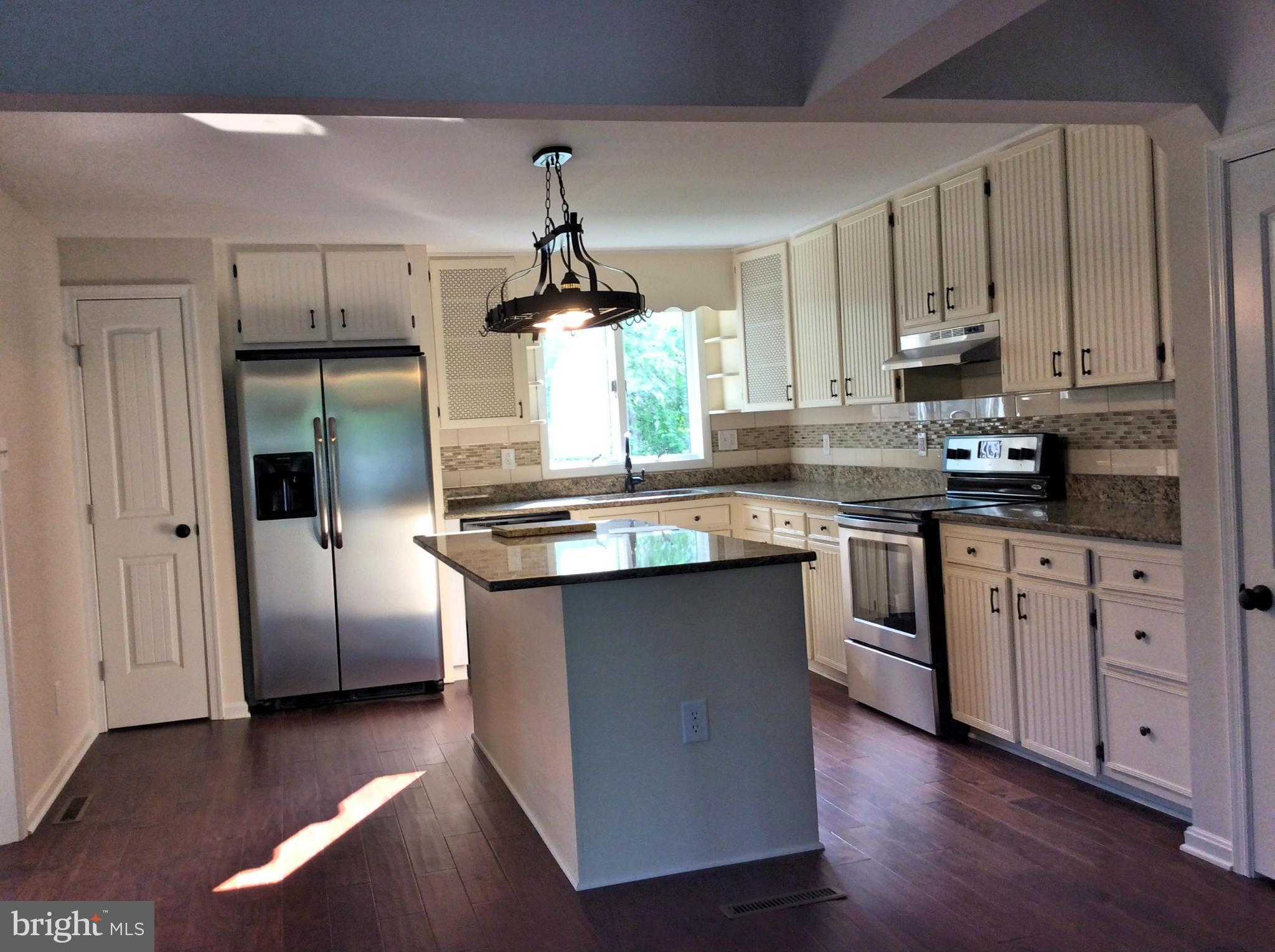 25351 Three Notch Road Hollywood, MD 20636 - Photo 8 of 27 Kitchen