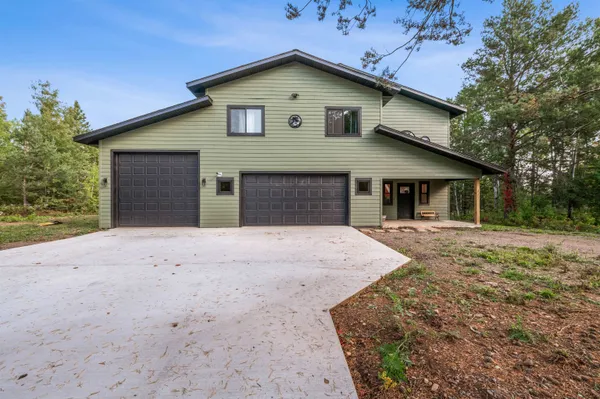 $724,000 | 417 Elk Street, Duluth, MN 55803