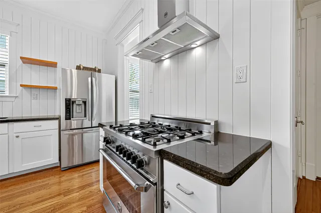 a view of a couch in the entryway