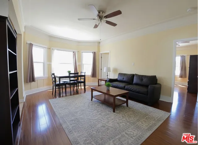 $3,900 | 2928 Walton Avenue, Unit 2930, Los Angeles, CA 90007