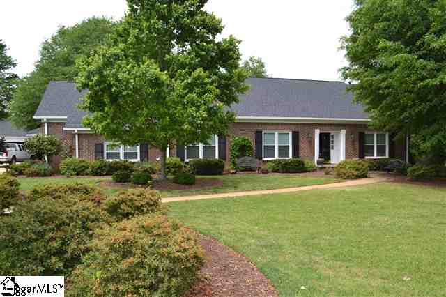 10 Chisolm Trail Greenville, SC 29607 - Photo 1 of 24 Gallery Image 1