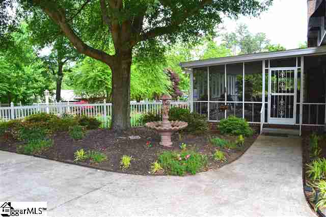 10 Chisolm Trail Greenville, SC 29607 - Photo 4 of 24 Gallery Image 4