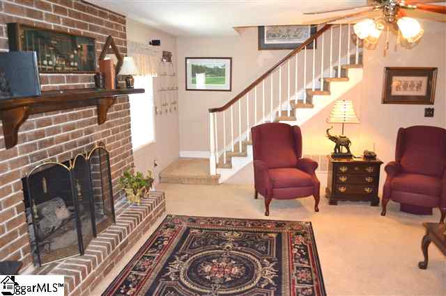 10 Chisolm Trail Greenville, SC 29607 - Photo 7 of 24 Gallery Image 7