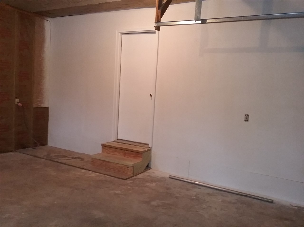 11243 East Pickard Road Mount Pleasant, MI 48858 - Photo 26 of 37 1872840-25.JPG