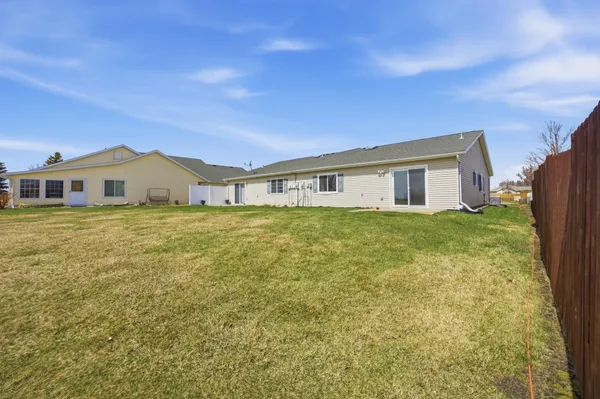 $265,000 | 3413 38th Street South, Moorhead, MN 56560