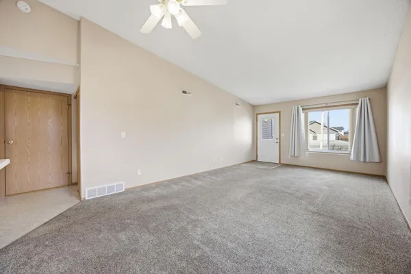 $265,000 | 3413 38th Street South, Moorhead, MN 56560