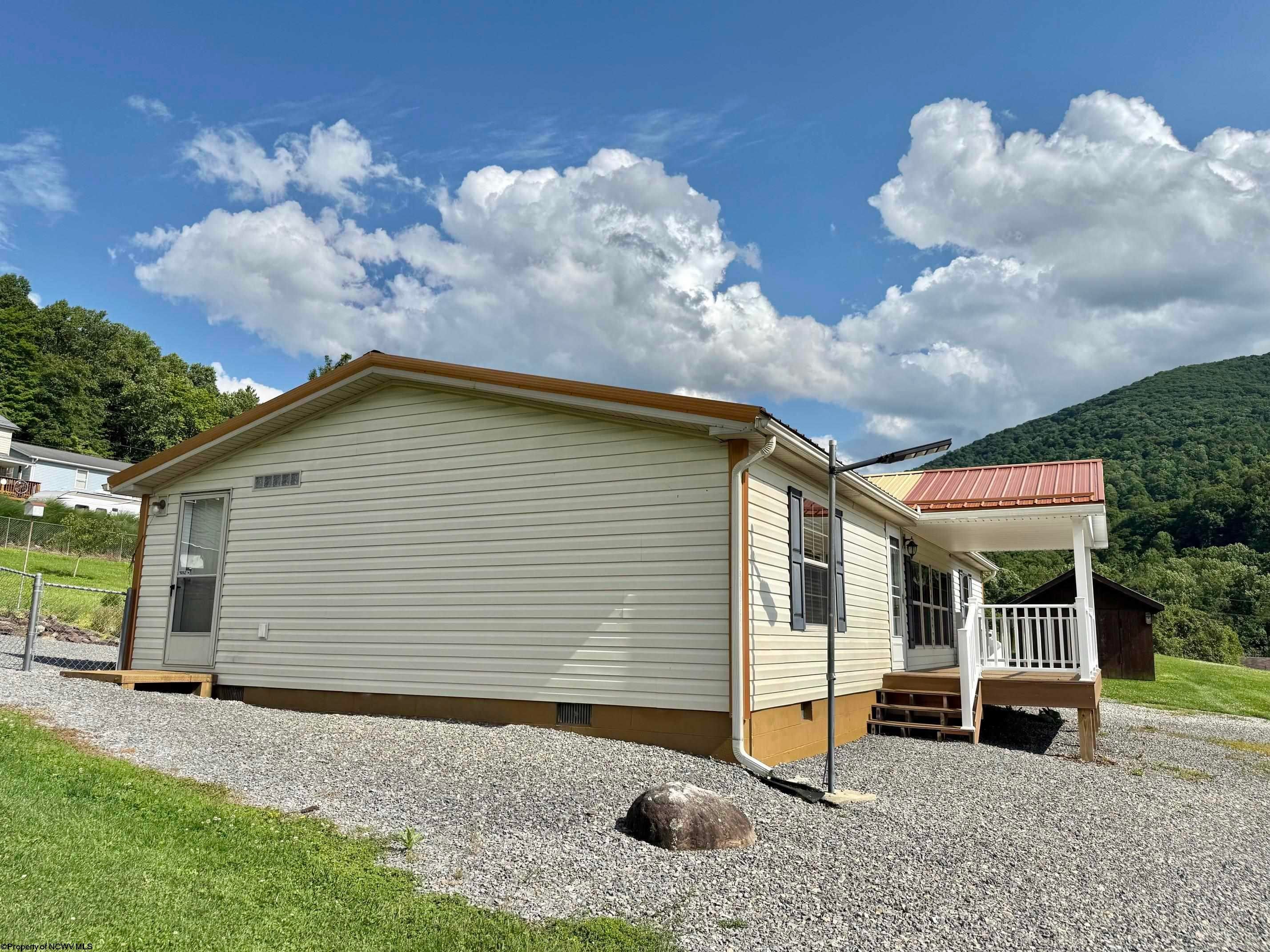 44 5th Street Hendricks, WV 26271 - Photo 33 of 39 Gallery Image 33