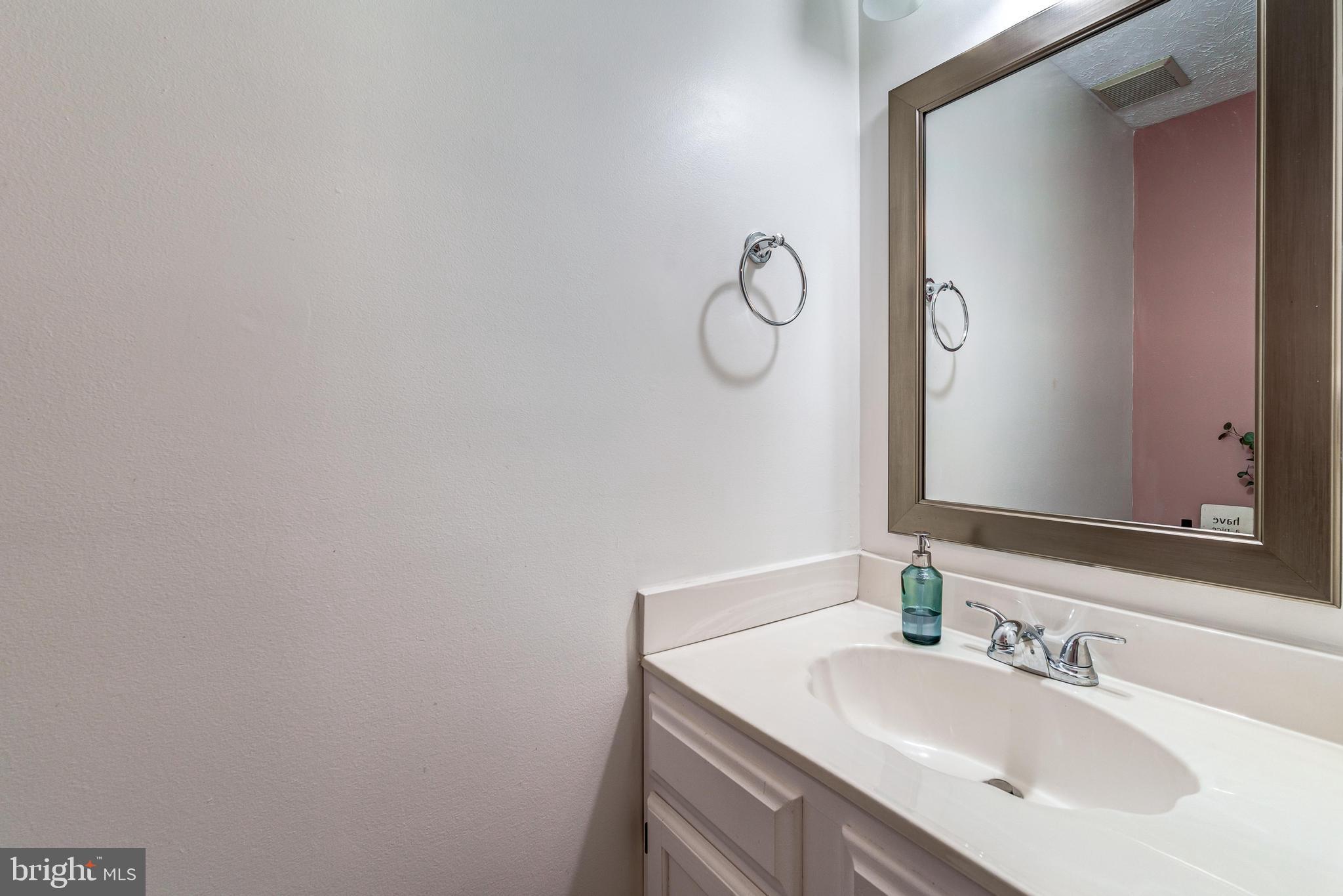 7458 Lone Star Road Lorton, VA 22079 - Photo 28 of 60 Gallery Image 28