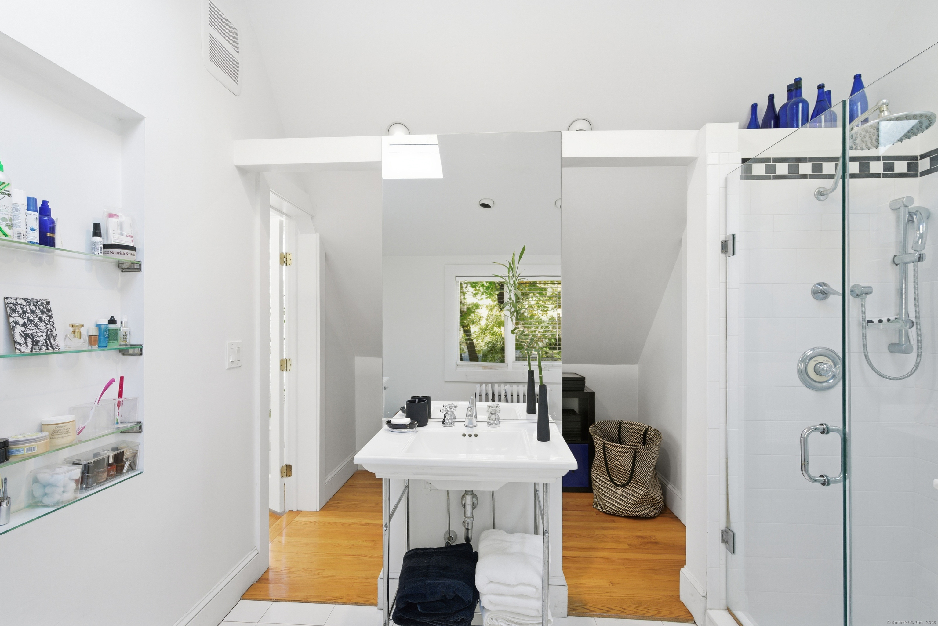 2345 Park Avenue Bridgeport, CT 06604 - Photo 23 of 39 a bathroom with a sink mirror and vanity