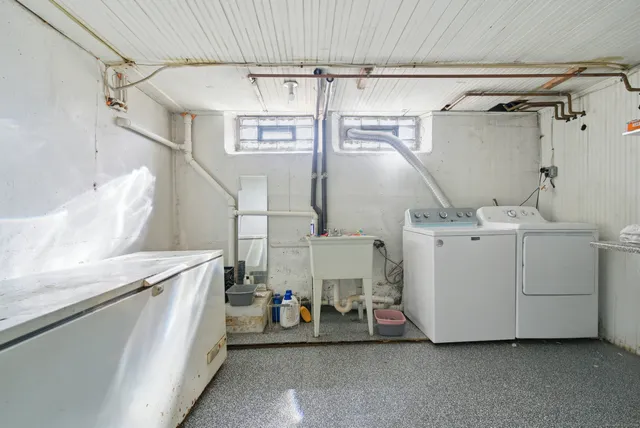 $689,000 | 2345 Park Avenue, Bridgeport, CT 06604