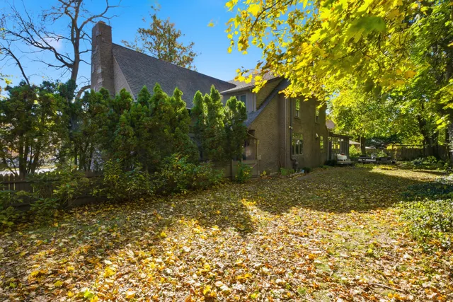 $689,000 | 2345 Park Avenue, Bridgeport, CT 06604