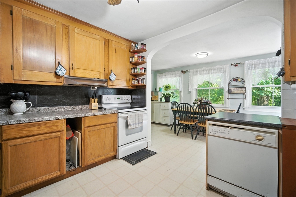 72 Reservation Road Holyoke, MA 01040 - Photo 18 of 35 Gallery Image 18