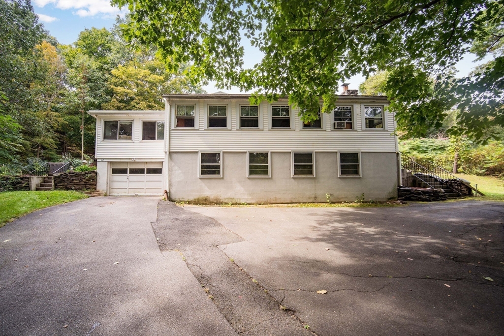 72 Reservation Road Holyoke, MA 01040 - Photo 5 of 35 Gallery Image 5