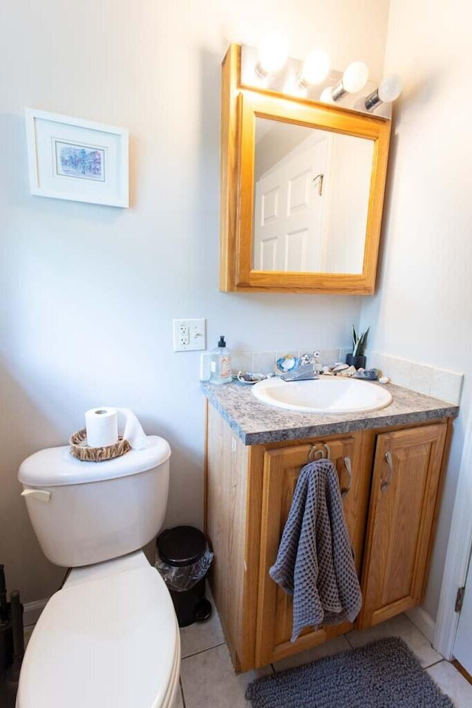 82 Old Orchard Road Eastham, MA 02642 - Photo 9 of 34 Laundry Room Bathroom